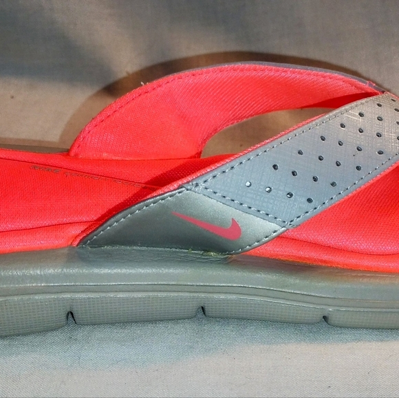 Nike Comfort Footbed Thong Flip Flops Sandals Women's Grey And Pink Size 6 - Picture 10 of 13
